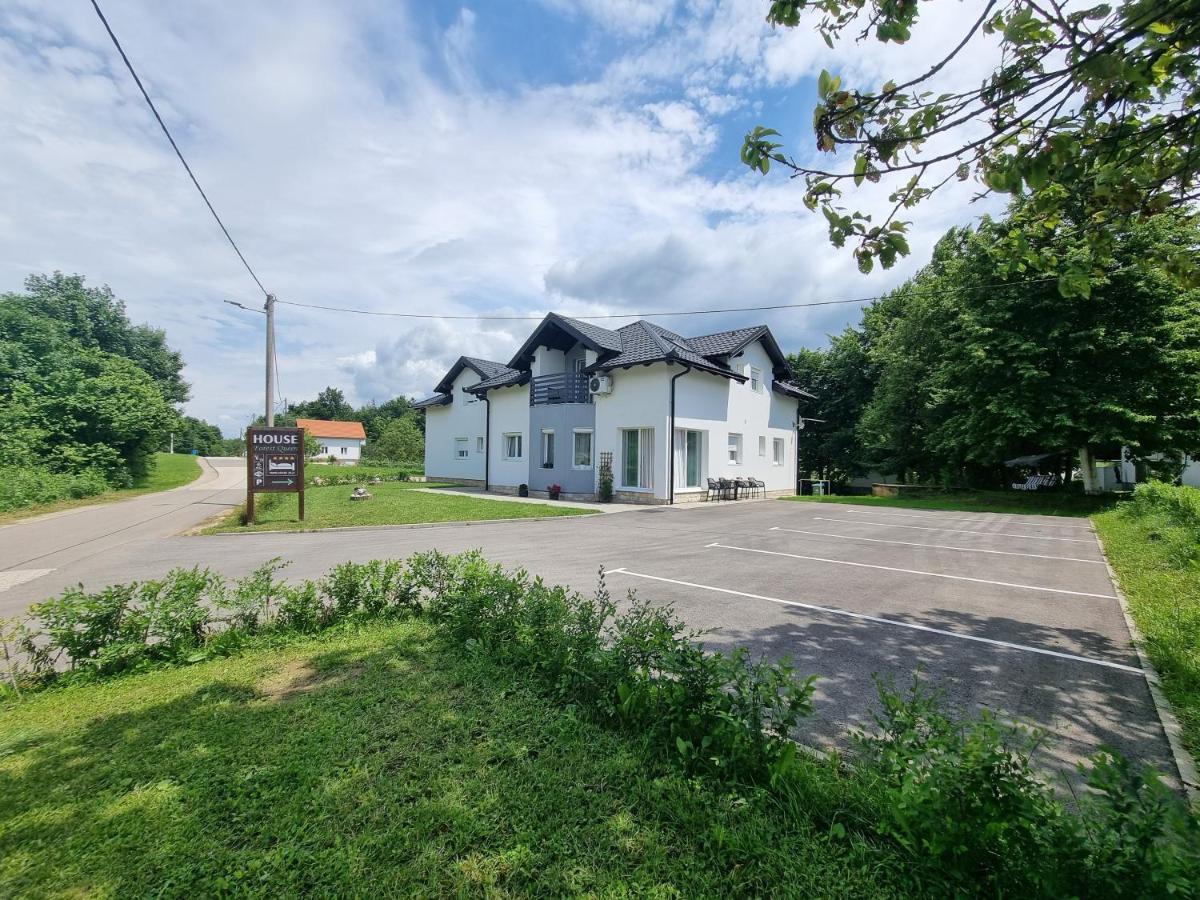 House Forest Queen Smoljanac Buitenkant foto