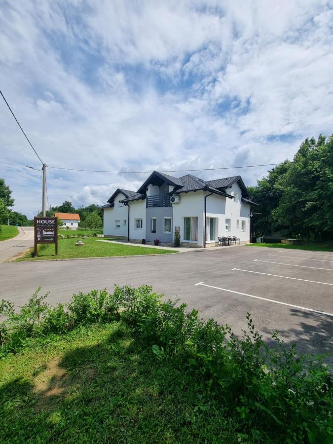 House Forest Queen Smoljanac Buitenkant foto